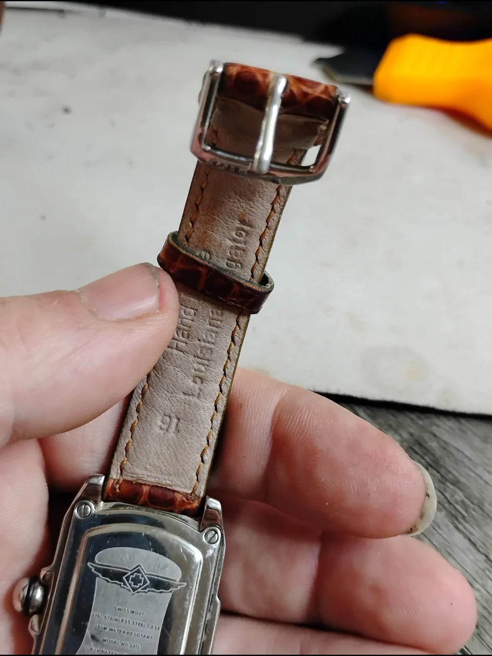 Invicta Silver Case Cream Dial Brown Croc-Pattern Leather Strap Watch